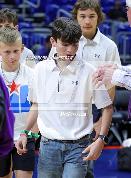 Thumbnail 1 in Thrall vs. Shelbyville (UIL 2A Basketball Semifinal Medal Ceremony) photogallery.