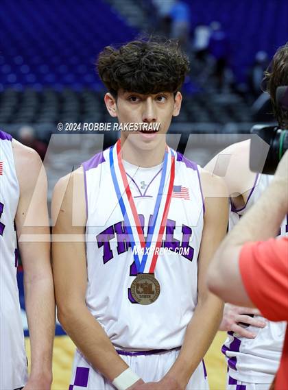 Thumbnail 2 in Thrall vs. Shelbyville (UIL 2A Basketball Semifinal Medal Ceremony) photogallery.