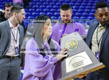 Thumbnail 2 in Thrall vs. Shelbyville (UIL 2A Basketball Semifinal Medal Ceremony) photogallery.