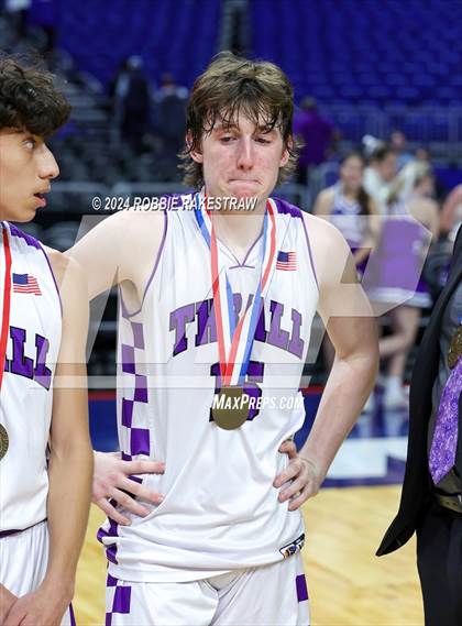 Thumbnail 3 in Thrall vs. Shelbyville (UIL 2A Basketball Semifinal Medal Ceremony) photogallery.