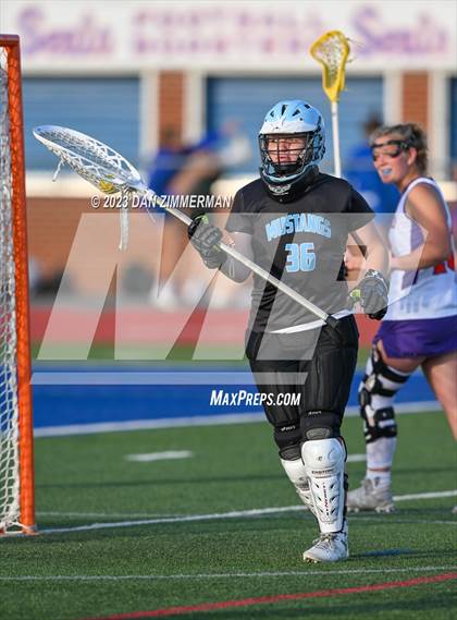 Thumbnail 3 in Midd-West vs Danville (PIAA District IV Class AA Semi-final) photogallery.