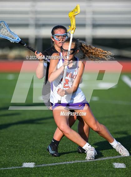 Thumbnail 1 in Midd-West vs Danville (PIAA District IV Class AA Semi-final) photogallery.