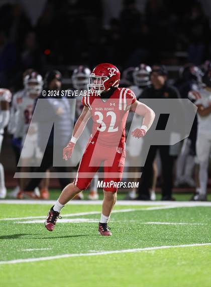 Thumbnail 1 in Legend @ Regis Jesuit photogallery.