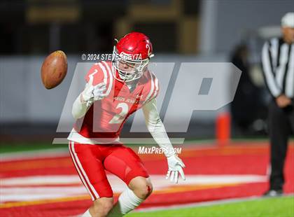 Thumbnail 3 in Legend @ Regis Jesuit photogallery.