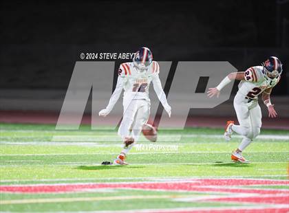 Thumbnail 2 in Legend @ Regis Jesuit photogallery.