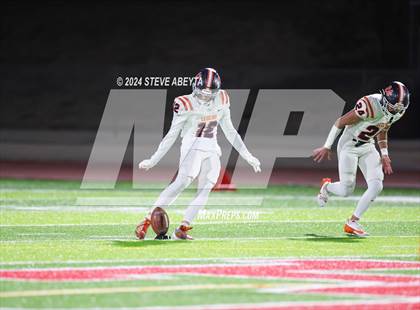 Thumbnail 1 in Legend @ Regis Jesuit photogallery.