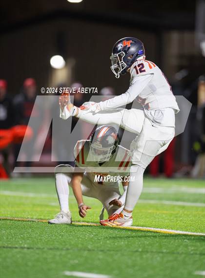 Thumbnail 3 in Legend @ Regis Jesuit photogallery.