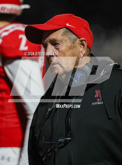Thumbnail 3 in Legend @ Regis Jesuit photogallery.