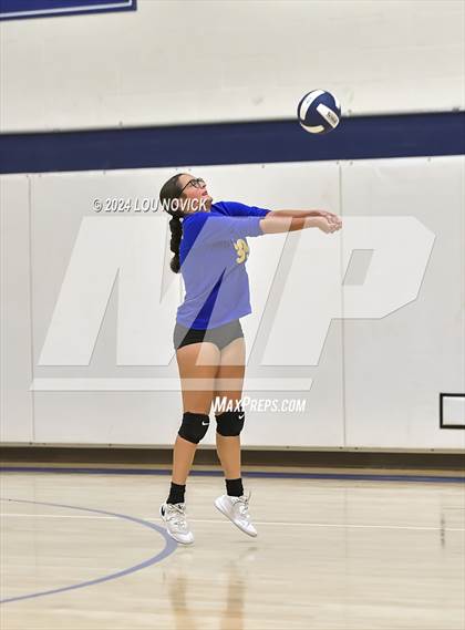 Thumbnail 3 in Penasco @ McCurdy photogallery.