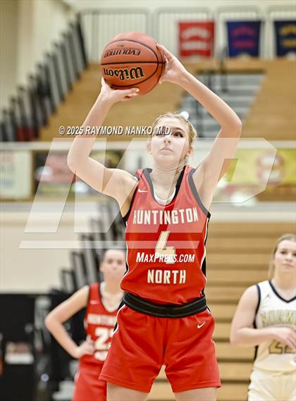 Thumbnail 3 in Norwell vs Huntington North (Holiday Shootout)  photogallery.