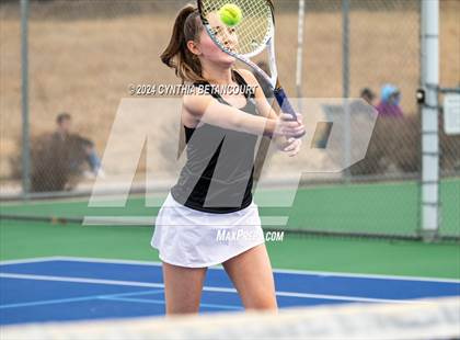 Thumbnail 2 in Arapahoe vs Mountain Vista photogallery.