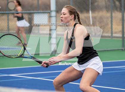 Thumbnail 3 in Arapahoe vs Mountain Vista photogallery.