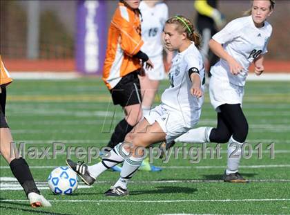 Thumbnail 1 in Chazy vs. Remsen (NYSPHSAA Class D Semifinal) photogallery.