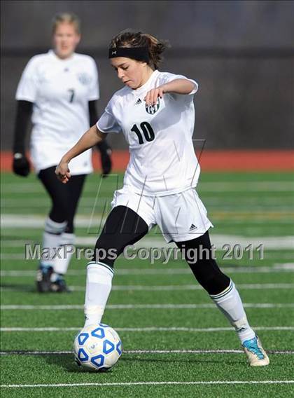 Thumbnail 1 in Chazy vs. Remsen (NYSPHSAA Class D Semifinal) photogallery.