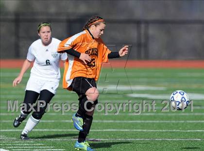 Thumbnail 2 in Chazy vs. Remsen (NYSPHSAA Class D Semifinal) photogallery.
