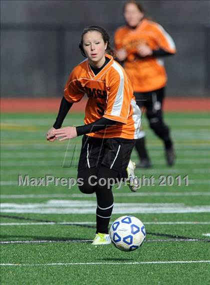 Thumbnail 3 in Chazy vs. Remsen (NYSPHSAA Class D Semifinal) photogallery.