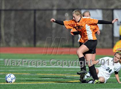 Thumbnail 2 in Chazy vs. Remsen (NYSPHSAA Class D Semifinal) photogallery.