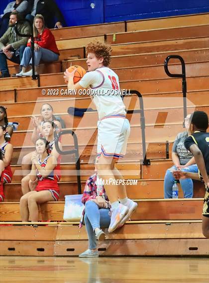 Thumbnail 1 in Kinston @ West Carteret photogallery.