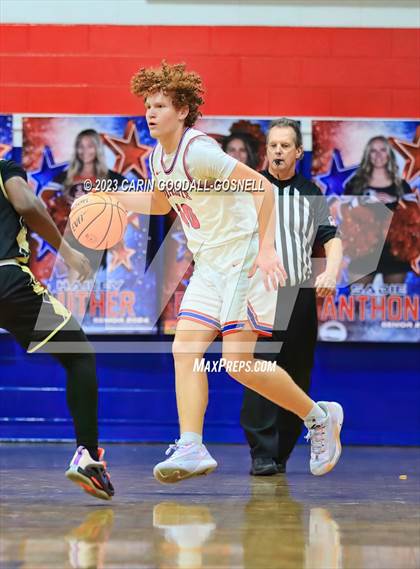Thumbnail 2 in Kinston @ West Carteret photogallery.