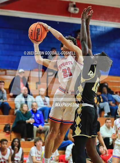 Thumbnail 1 in Kinston @ West Carteret photogallery.