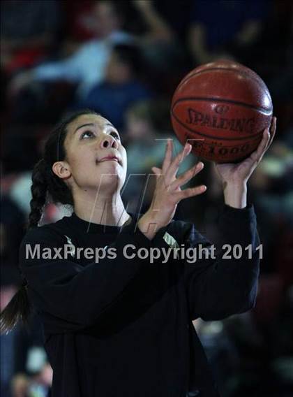 Thumbnail 3 in Archbishop Mitty vs. Presentation (CIF CCS D2 Final) photogallery.