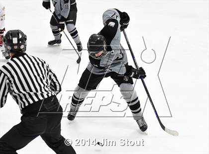 Thumbnail 3 in Xavier vs. Iona Prep (Carrano Cup Quarterfinal) photogallery.