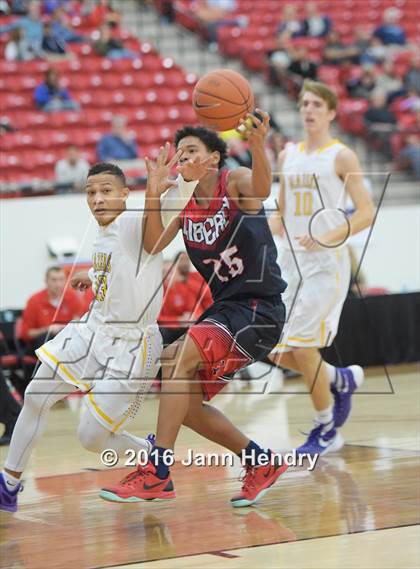 Thumbnail 2 in Durango @ Liberty (Big City Showdown) photogallery.