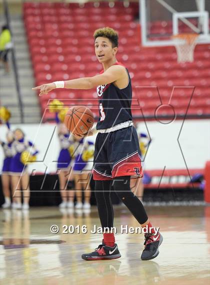 Thumbnail 2 in Durango @ Liberty (Big City Showdown) photogallery.