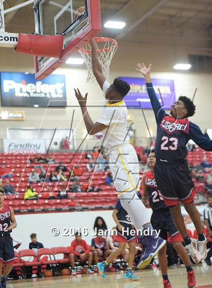 Thumbnail 2 in Durango @ Liberty (Big City Showdown) photogallery.
