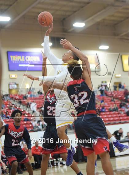 Thumbnail 3 in Durango @ Liberty (Big City Showdown) photogallery.