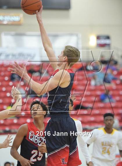 Thumbnail 1 in Durango @ Liberty (Big City Showdown) photogallery.