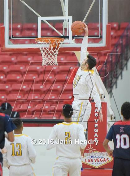 Thumbnail 3 in Durango @ Liberty (Big City Showdown) photogallery.