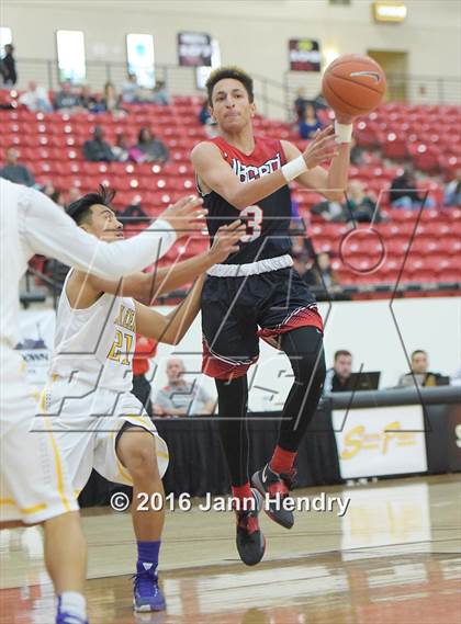 Thumbnail 3 in Durango @ Liberty (Big City Showdown) photogallery.