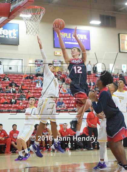 Thumbnail 2 in Durango @ Liberty (Big City Showdown) photogallery.