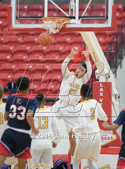 Thumbnail 2 in Durango @ Liberty (Big City Showdown) photogallery.