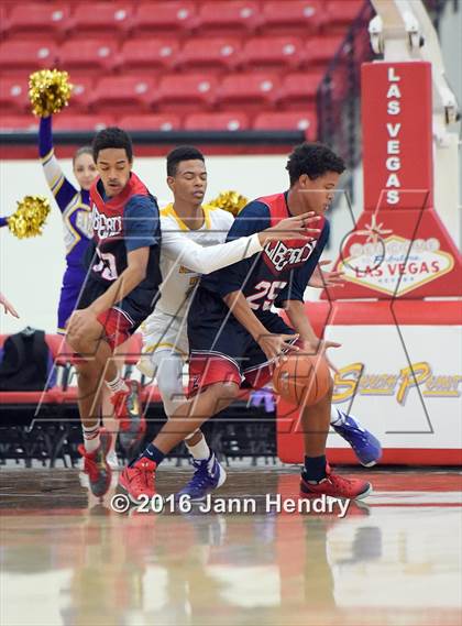 Thumbnail 2 in Durango @ Liberty (Big City Showdown) photogallery.