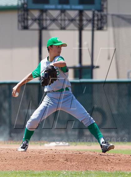 Thumbnail 1 in De La Salle @ St. Mary's (Game 1) photogallery.