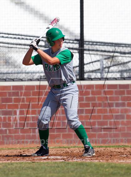 Thumbnail 2 in De La Salle @ St. Mary's (Game 1) photogallery.