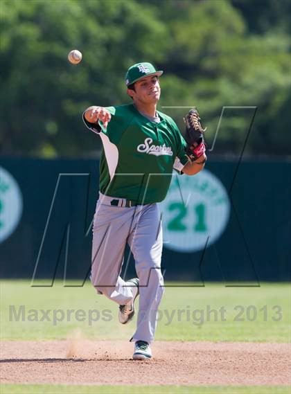 Thumbnail 2 in De La Salle @ St. Mary's (Game 1) photogallery.