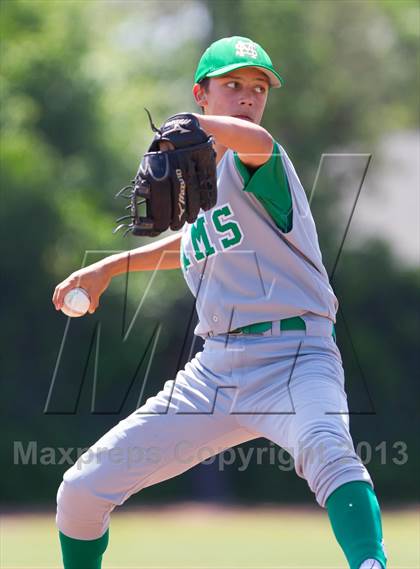 Thumbnail 1 in De La Salle @ St. Mary's (Game 1) photogallery.