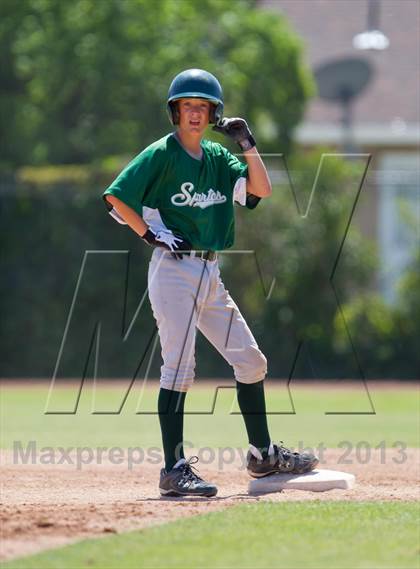 Thumbnail 3 in De La Salle @ St. Mary's (Game 1) photogallery.