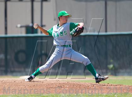Thumbnail 2 in De La Salle @ St. Mary's (Game 1) photogallery.