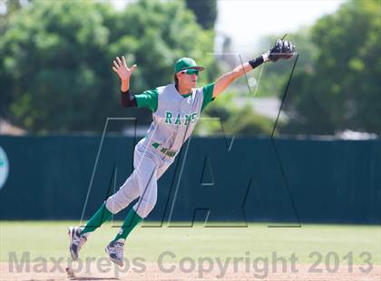 Thumbnail 2 in De La Salle @ St. Mary's (Game 1) photogallery.