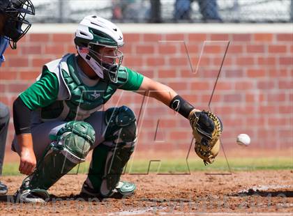 Thumbnail 3 in De La Salle @ St. Mary's (Game 1) photogallery.