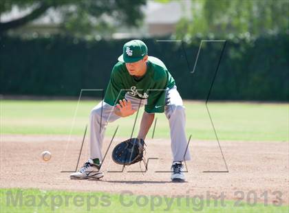 Thumbnail 1 in De La Salle @ St. Mary's (Game 1) photogallery.