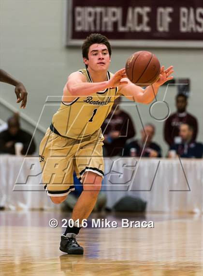 Thumbnail 2 in Bentonville vs St. Anthony (Spalding Hoophall Classic) photogallery.