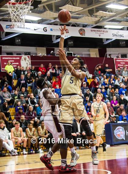 Thumbnail 2 in Bentonville vs St. Anthony (Spalding Hoophall Classic) photogallery.