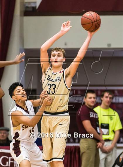 Thumbnail 3 in Bentonville vs St. Anthony (Spalding Hoophall Classic) photogallery.
