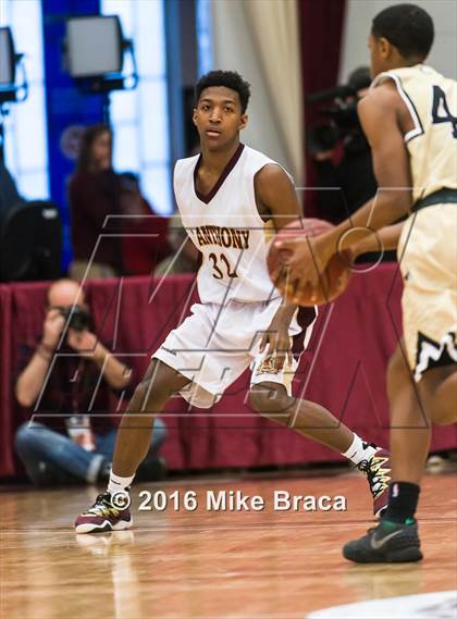 Thumbnail 3 in Bentonville vs St. Anthony (Spalding Hoophall Classic) photogallery.
