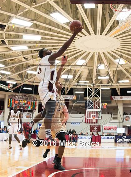 Thumbnail 2 in Bentonville vs St. Anthony (Spalding Hoophall Classic) photogallery.